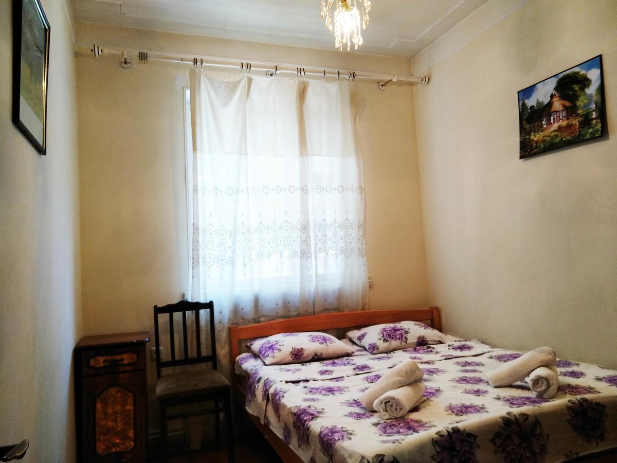 Hostel Sakharov & Tours Erywań Zewnętrze zdjęcie